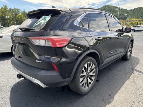 Used 2020 Ford Escape Titanium AWD/4WD image 6