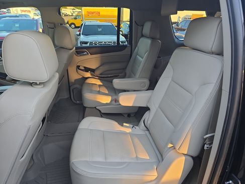 Used 2017 GMC Yukon XL Denali w/ Open Road Package AWD/4WD image 14