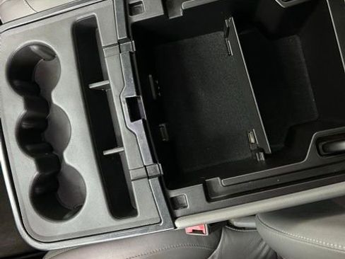 Used 2018 Chevrolet Silverado 1500 LTZ w/ Max Trailering Package AWD/4WD image 27