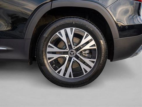 Certified 2026 Mercedes-Benz GLB 250 4MATIC image 14