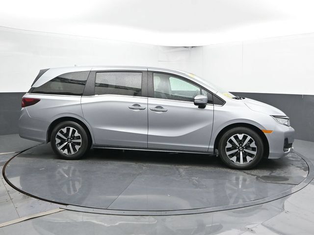 Used 2025 Honda Odyssey EX-L image 4