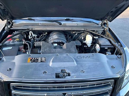 Used 2019 GMC Yukon SLT w/ Graphite Performance Edition image 31