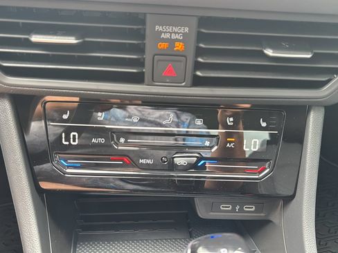 New 2026 Volkswagen Jetta SEL FWD image 26