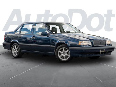 Used 1995 Volvo 850 GLT image 1