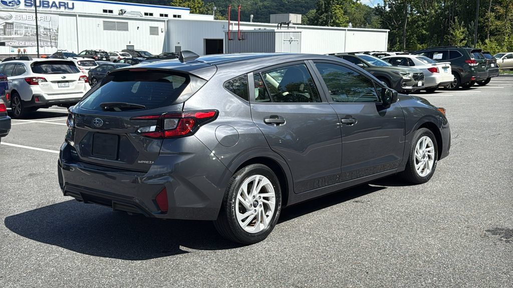 Certified 2024 Subaru Impreza 2.0i AWD/4WD image 4