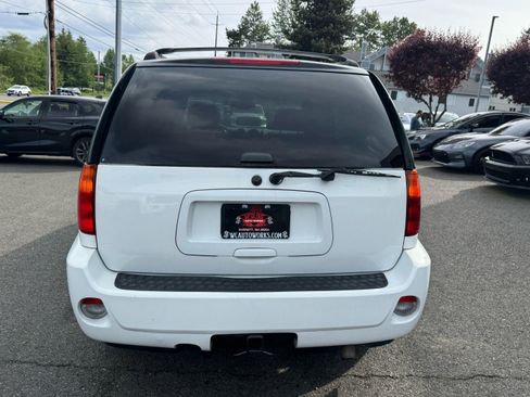 Used 2006 GMC Envoy Denali RWD image 16