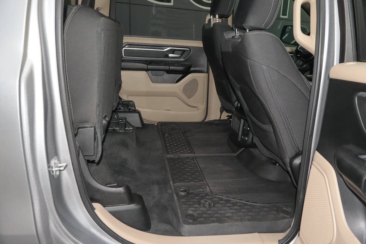 Used 2020 RAM 1500 Big Horn AWD/4WD image 9