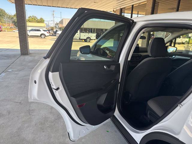 Certified 2021 Ford Escape SE w/ SE Sport Appearance Package FWD image 17
