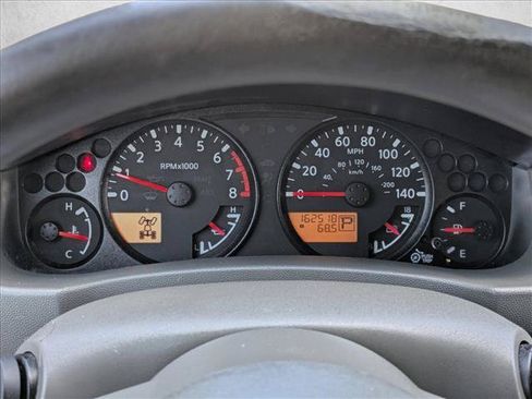 Used 2013 Nissan Frontier SV AWD/4WD image 10