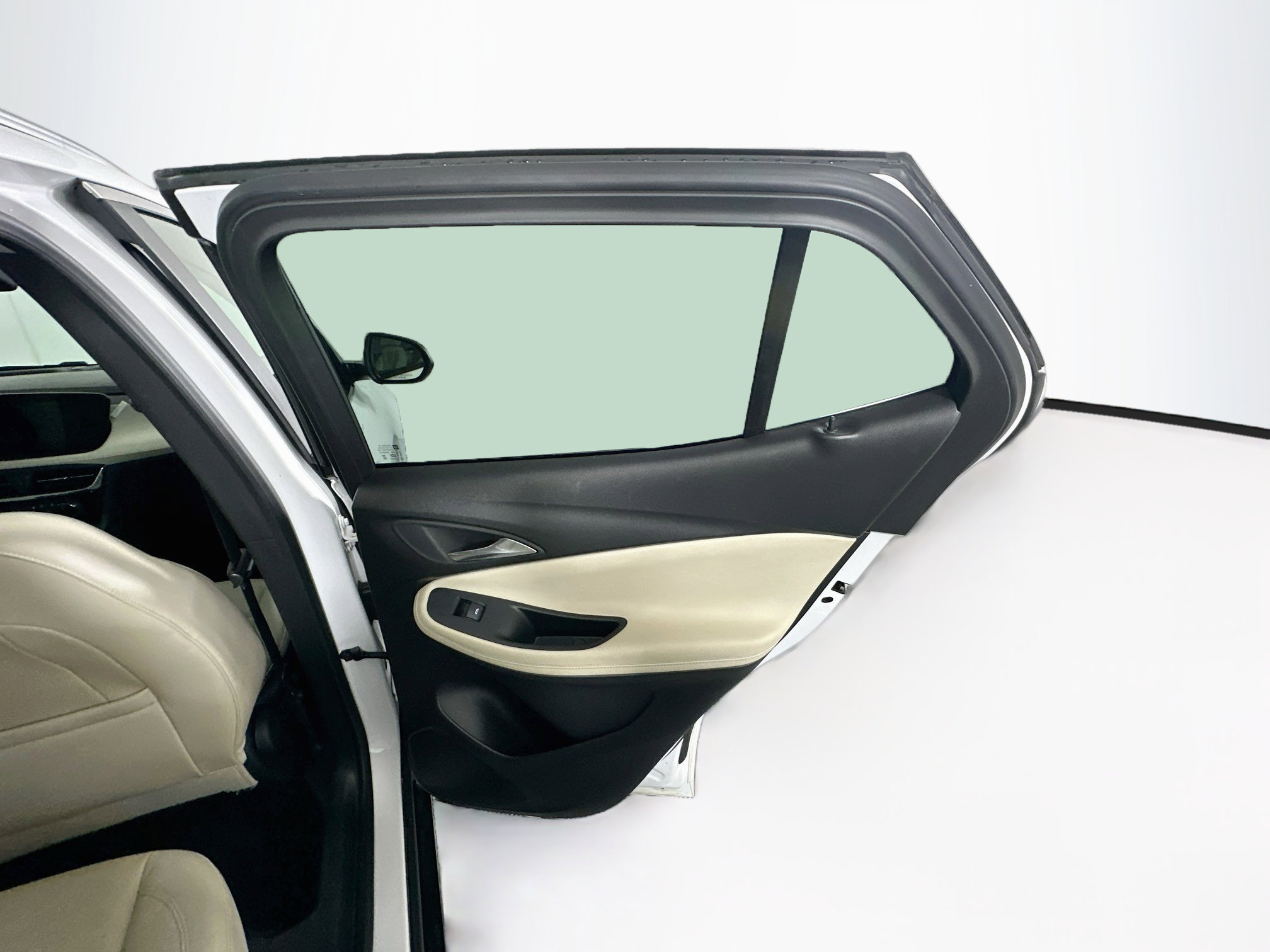 Used 2024 Buick Encore GX Sport Touring FWD image 29