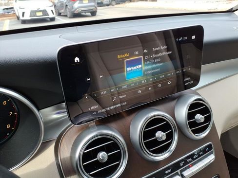 Used 2022 Mercedes-Benz GLC 300 GLC 300 4MATIC image 21