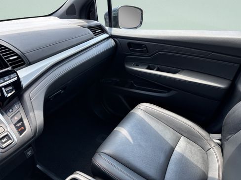 Used 2025 Honda Odyssey Sport-L image 20