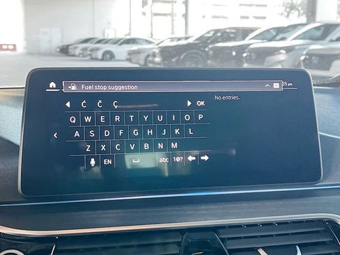 Used 2023 BMW 530e xDrive w/ Premium Package image 20