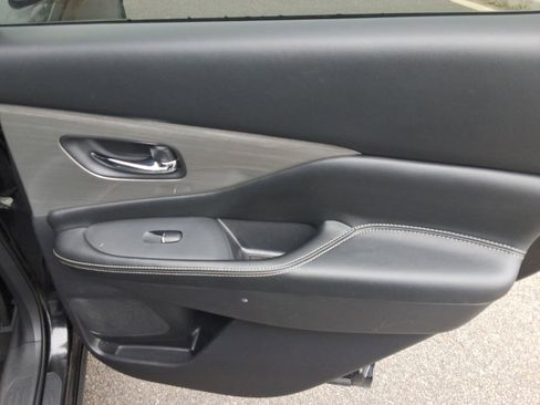 Used 2017 Nissan Murano Platinum image 23