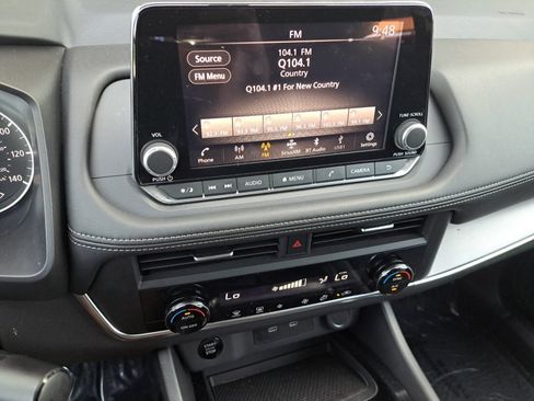 Used 2026 Nissan Rogue SV AWD/4WD image 32