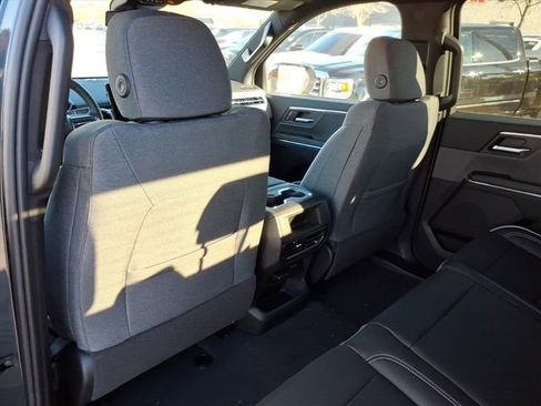 New 2026 GMC Sierra EV Elevation image 15