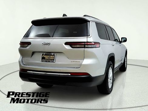 Used 2023 Jeep Grand Cherokee L Laredo w/ Luxury Tech Group I AWD/4WD image 7