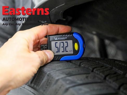 Used 2015 Toyota 4Runner Limited image 90