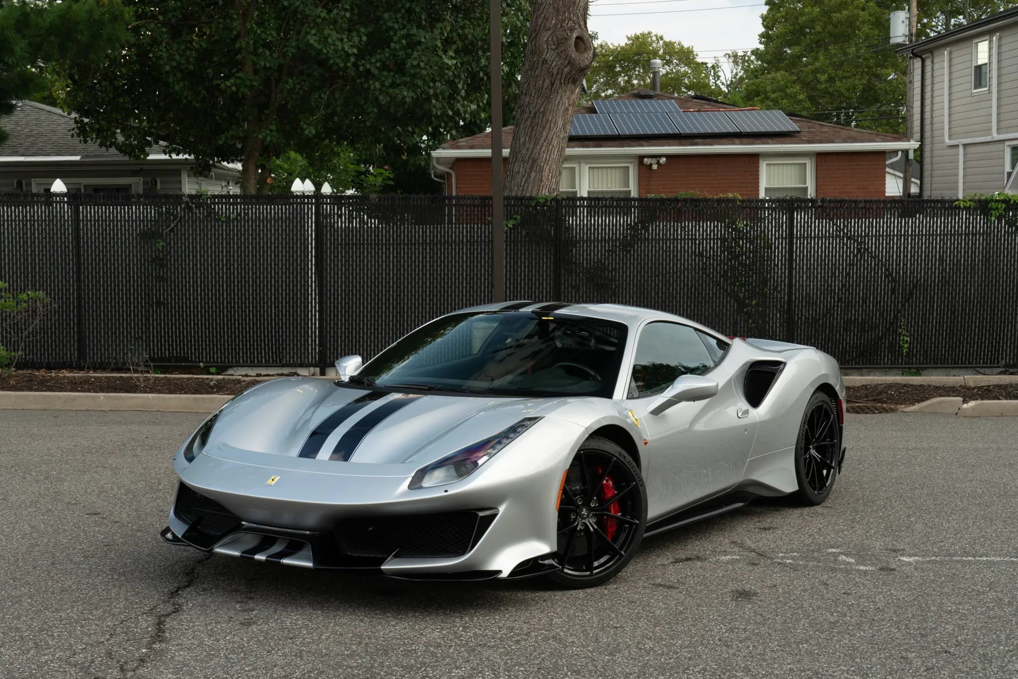 Used 2019 Ferrari 488 Pista Coupe RWD image 36