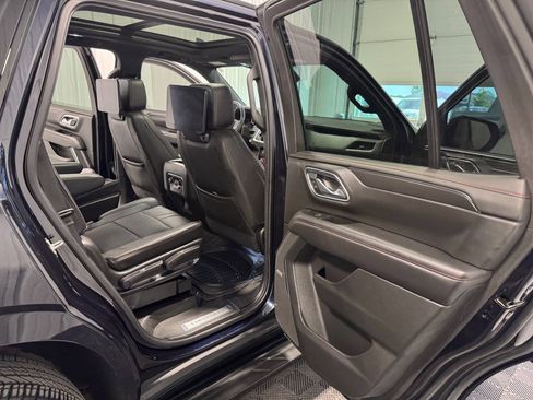 Used 2021 Chevrolet Tahoe RST w/ Luxury Package AWD/4WD image 31
