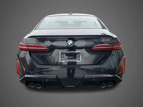 New 2026 BMW M5 w/ Carbon Package image 7