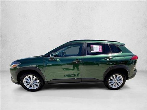 Used 2022 Toyota Corolla Cross LE w/ Moonroof Package FWD image 6