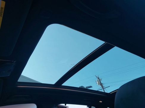 Used 2019 BMW X5 xDrive50i w/ M Sport Package image 30