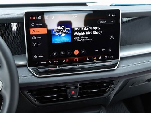 New 2026 Volkswagen Tiguan SE image 63