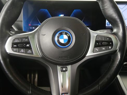 Used 2023 BMW i4 eDrive40 w/ M Sport Package RWD image 17