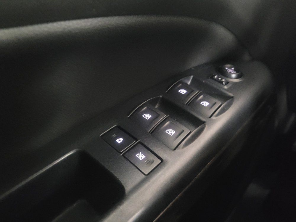 Used 2018 GMC Canyon SLE RWD image 27