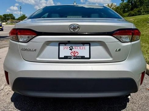 Certified 2025 Toyota Corolla LE FWD image 7