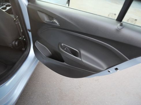 Used 2017 Chevrolet Cruze LS image 26