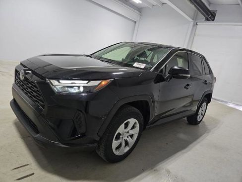 Used 2023 Toyota RAV4 LE image 3