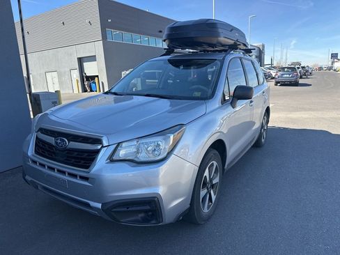 Used 2018 Subaru Forester 2.5i w/ Alloy Wheel Package image 1