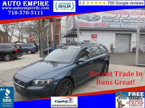 Used 2005 Volvo V50 2.4i image 1