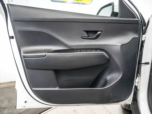 Used 2024 Hyundai Kona SEL AWD/4WD image 20