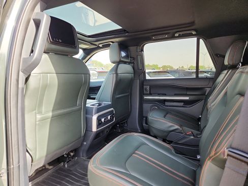 Used 2022 Ford Expedition Timberline image 12