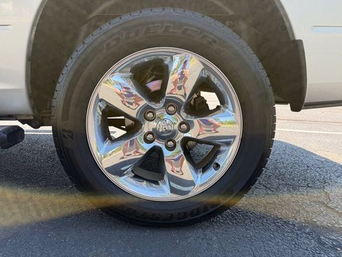 Used 2019 RAM 1500 Big Horn AWD/4WD image 37