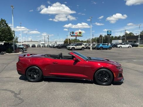 Used 2022 Chevrolet Camaro ZL1 RWD image 9