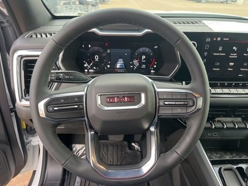 New 2025 GMC Canyon Elevation w/ Convenience Package image 21