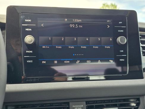 New 2026 Volkswagen Jetta SE FWD image 27