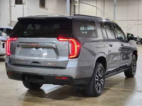 Used 2021 GMC Yukon XL AT4 w/ AT4 Premium Plus Package AWD/4WD image 8