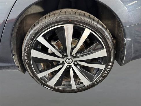 Used 2020 Nissan Altima 2.5 Platinum AWD/4WD image 24