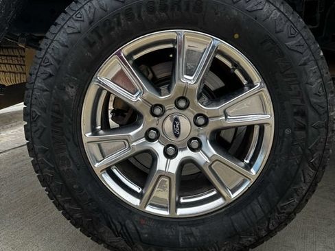 Used 2017 Ford F150 XLT w/ Equipment Group 302A Luxury AWD/4WD image 21