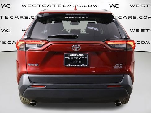 Used 2025 Toyota RAV4 XLE Premium image 4