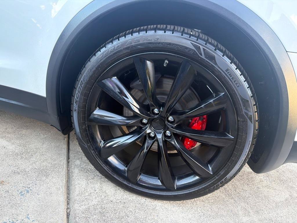 Used 2016 Tesla Model X Performance AWD/4WD image 36