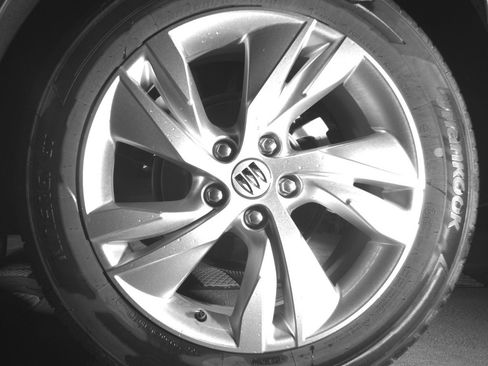 Used 2025 Buick Encore GX Preferred FWD image 14