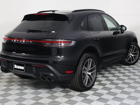 Certified 2026 Porsche Macan AWD/4WD image 7