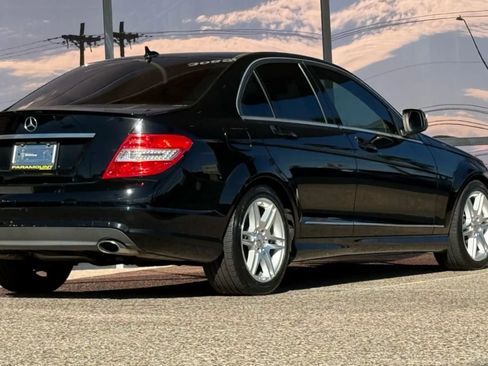 Used 2009 Mercedes-Benz C 350 Sport image 14