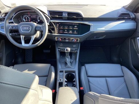 Certified 2025 Audi Q3 2.0T Premium w/ Convenience Package image 11